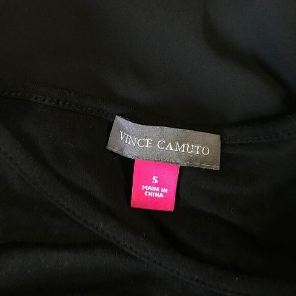 Vince Camuto High Low Tshirt Black sz Small - Picture 5 of 6
